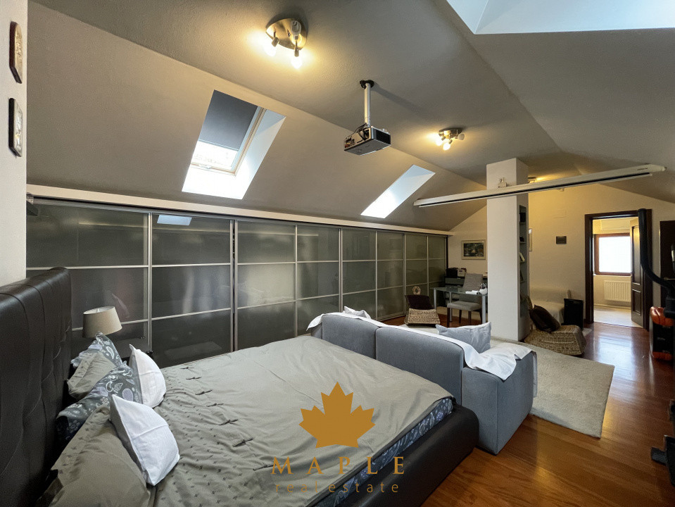 DE VANZARE: Vila cu 5 camere, terasa inchisa, garaj, ansamblu inchis - Pipera