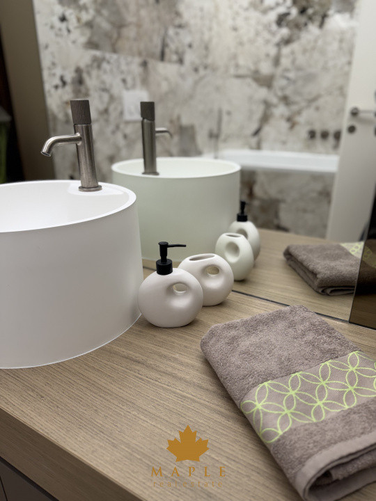 DE INCHIRIAT - Apartament de 3 camere / Cortina 126 / Cambridge School 