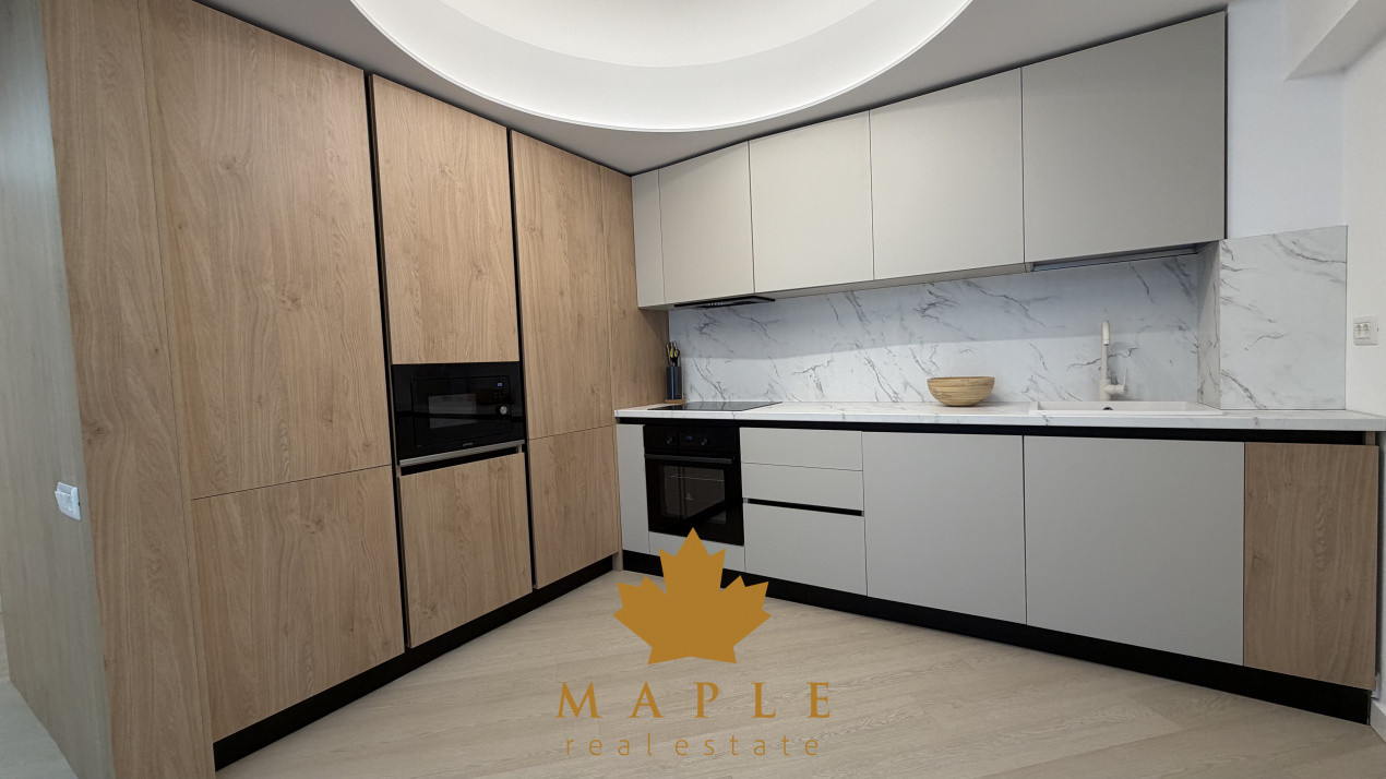 DE VANZARE: Apartament 3 camere / Cortina North / parcare / open view