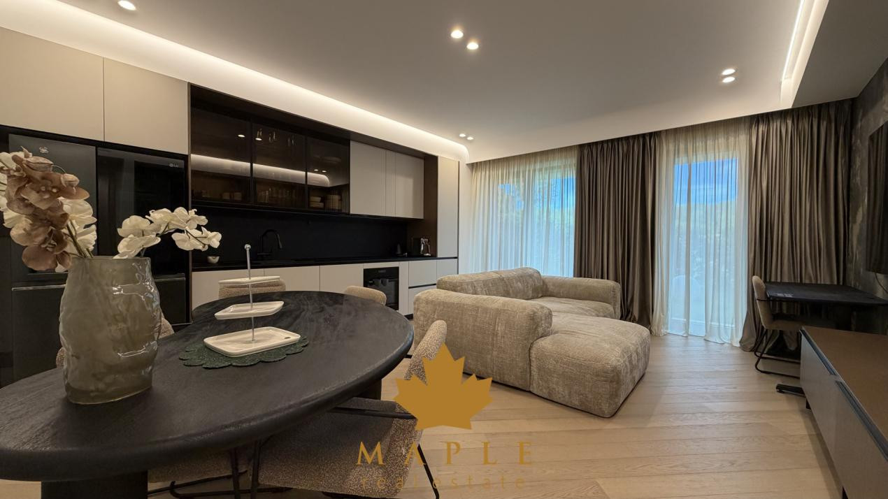 DE INCHIRIAT: Apartament 3 camere / Cortina 126 / 2 parcari / Cambridge School 