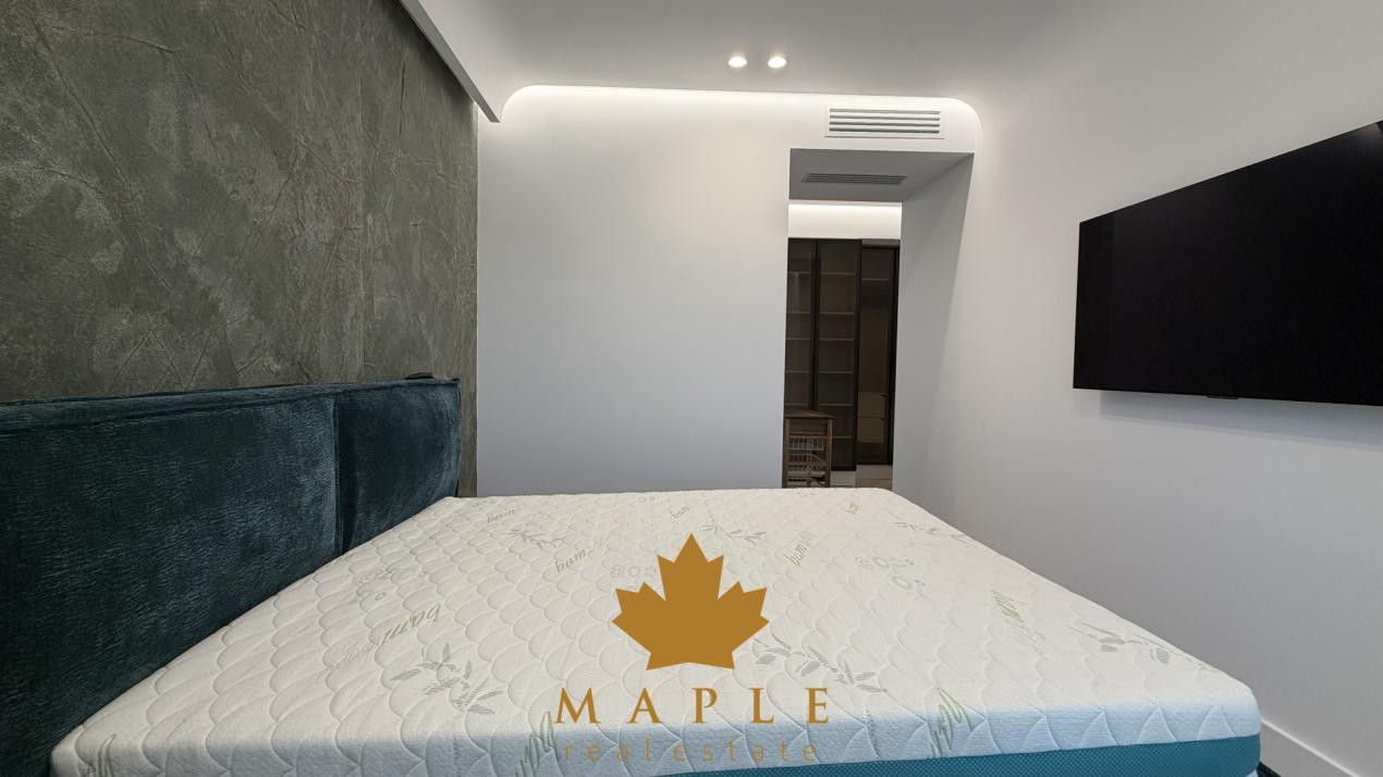 DE INCHIRIAT: Apartament 3 camere / Cortina 126 / 2 parcari / Cambridge School 