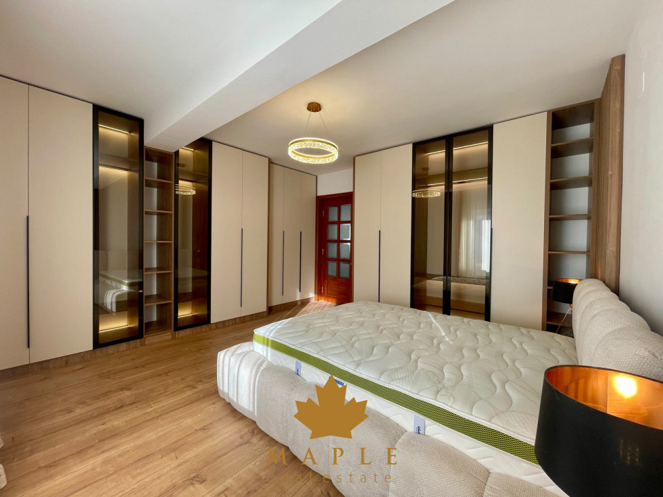 De inchiriat: Vila modernă 4 camere Iancu Nicole Jollie Ville renovata