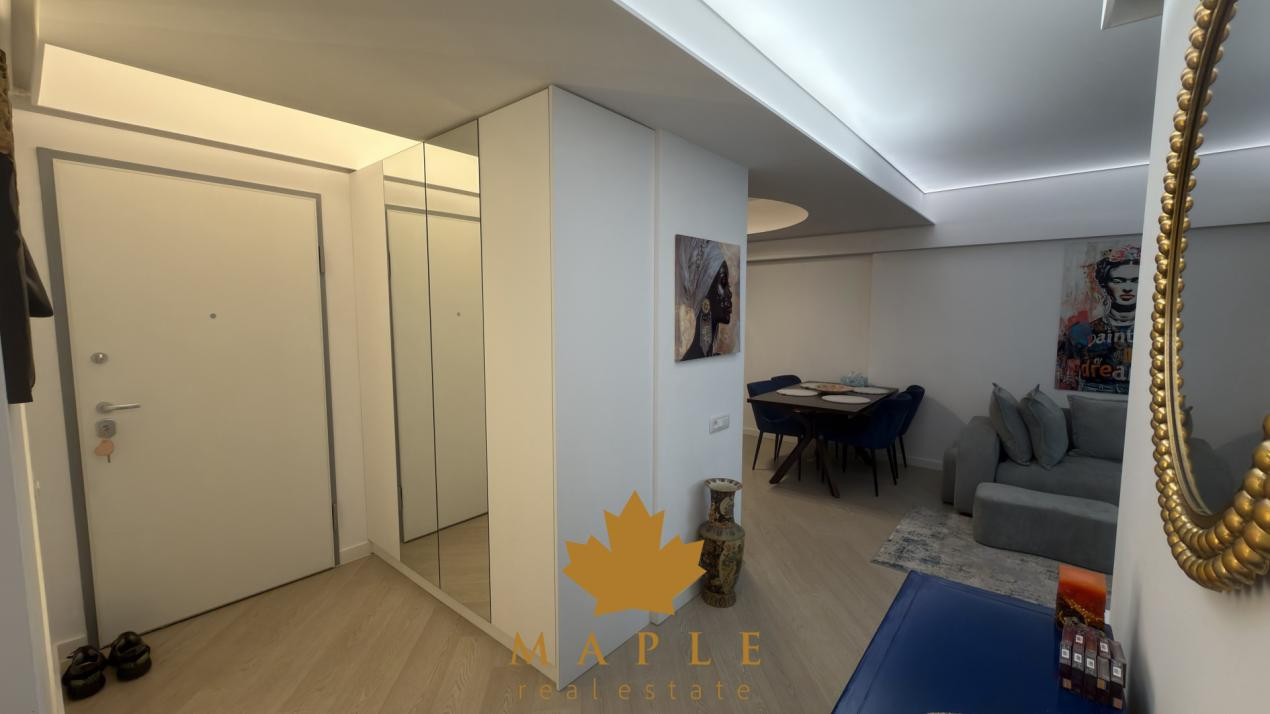 De inchiriat: Apartament 3 camere / Cortina North / NOU